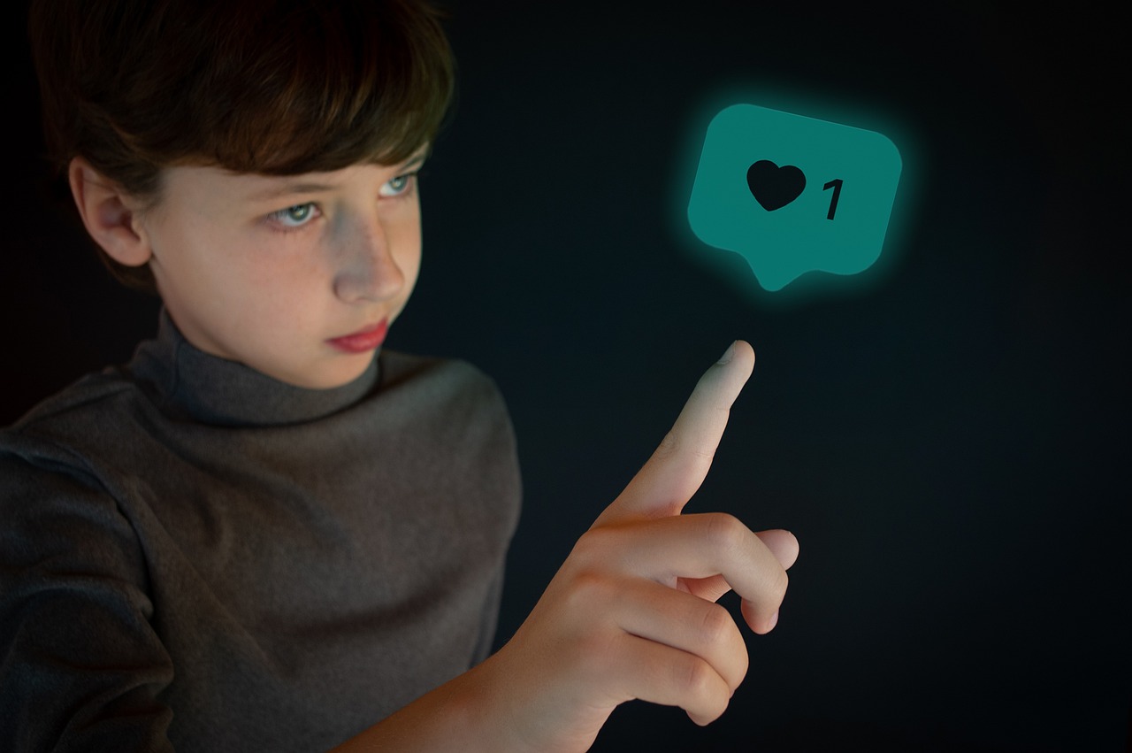Safety Hazards of Oversharing on Social Media